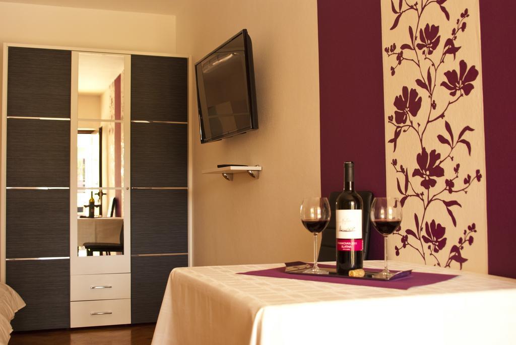 Apartment Mladenka Visnjik Zadar Buitenkant foto