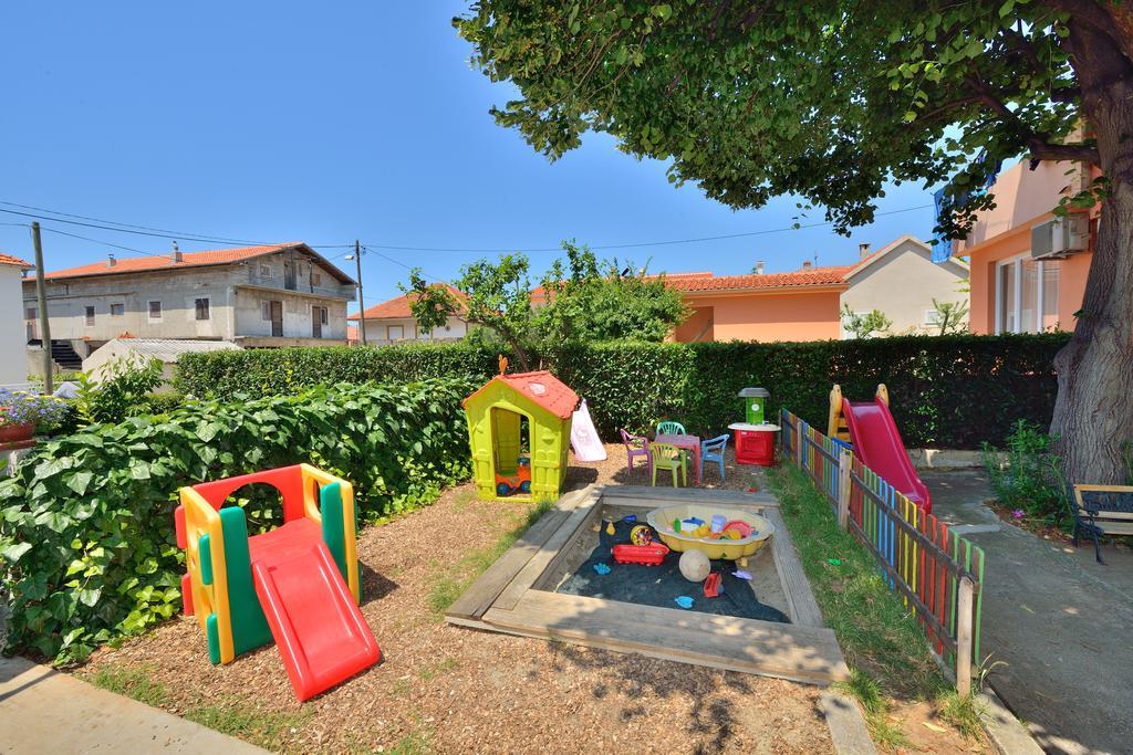 Apartment Mladenka Visnjik Zadar Buitenkant foto