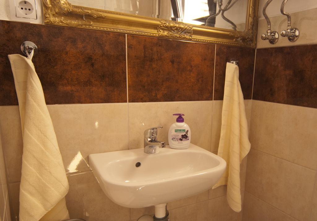 Apartment Mladenka Visnjik Zadar Buitenkant foto