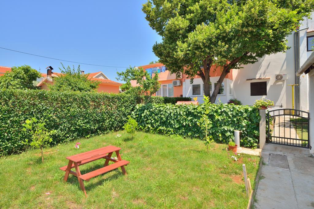 Apartment Mladenka Visnjik Zadar Buitenkant foto